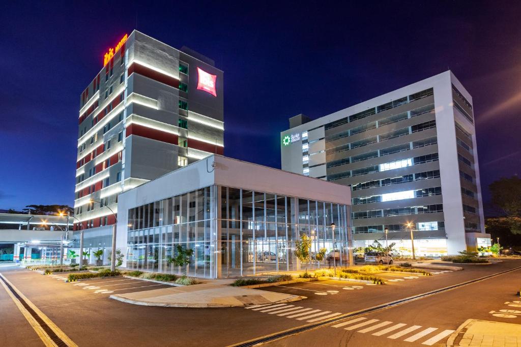 ibis Apartadó エントランス