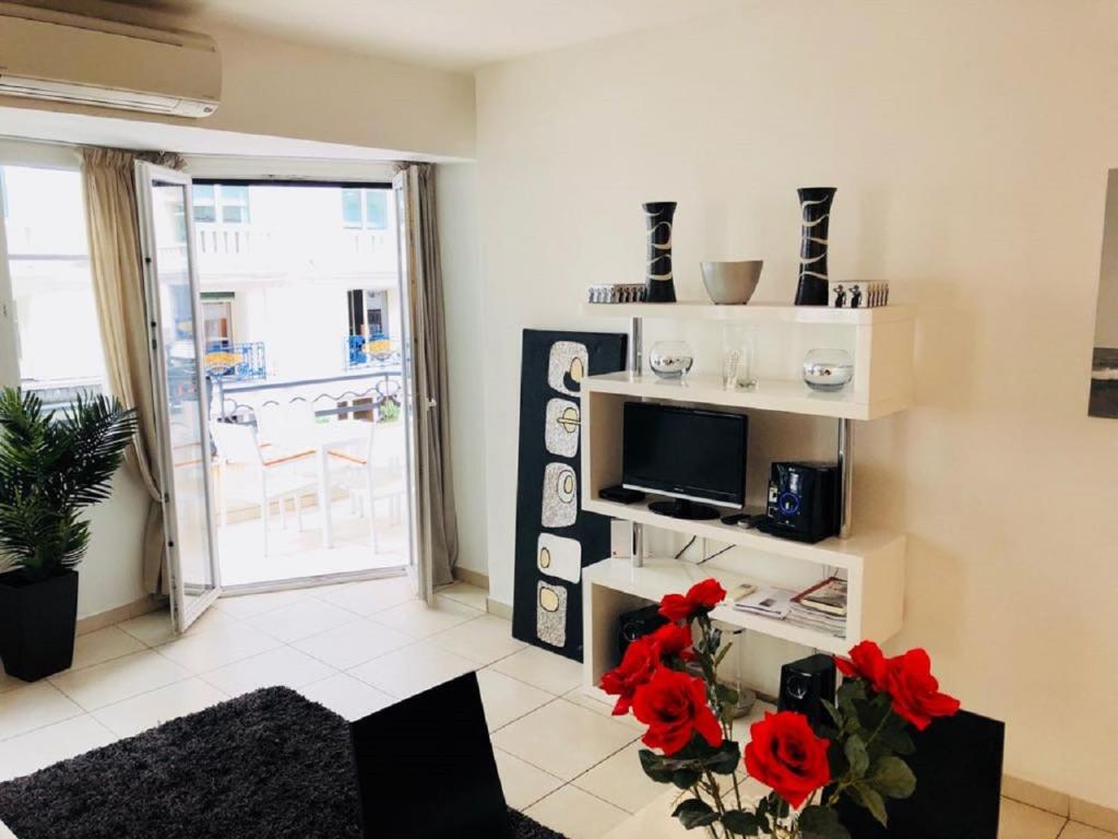 Ô Palais des Iles Two Bedroom Cannes - 1