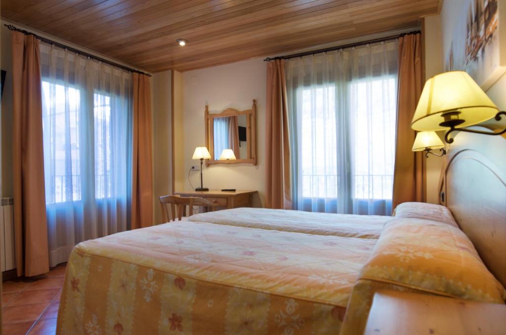Hotel Pey photo