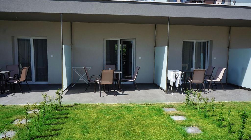 Finikas Garden Beach Resort Nikiti photo