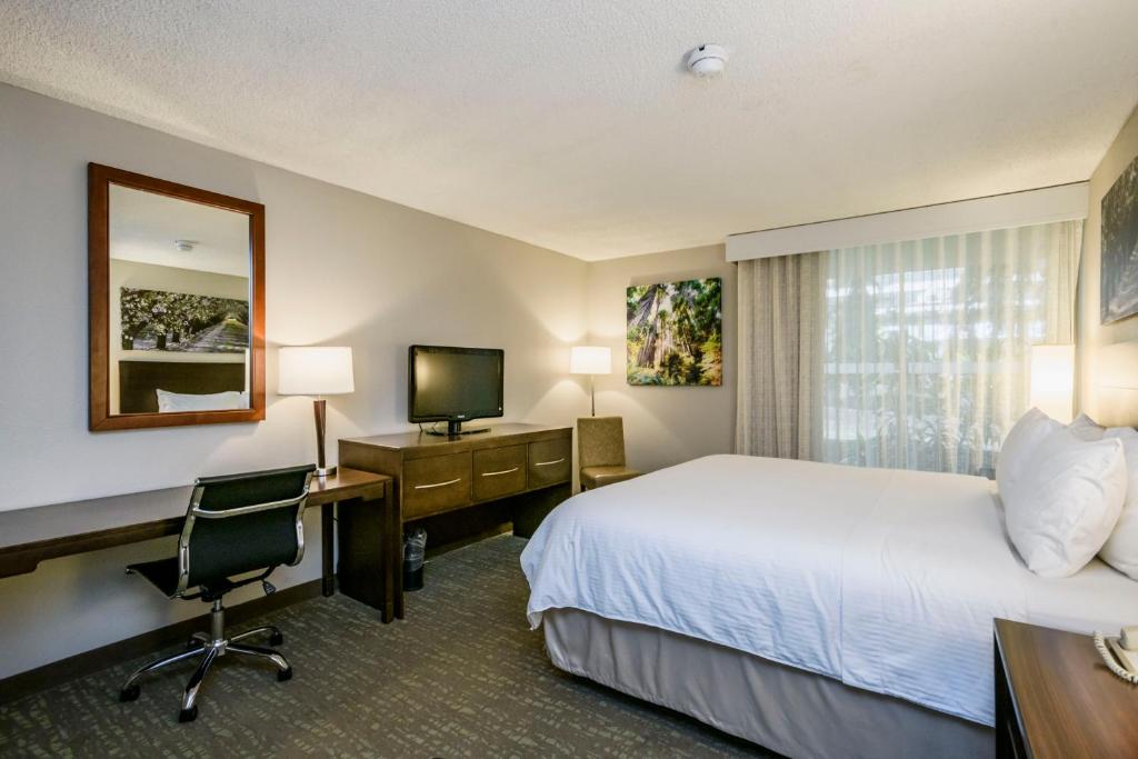 Wyndham Garden Fresno Yosemite Airport Photo 5
