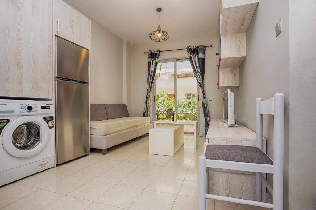 Maritina Apartments photo