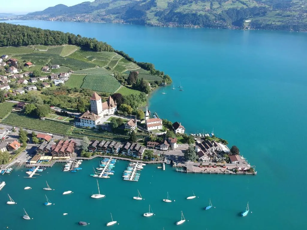 Hotel Seaside, Hotel in Spiez