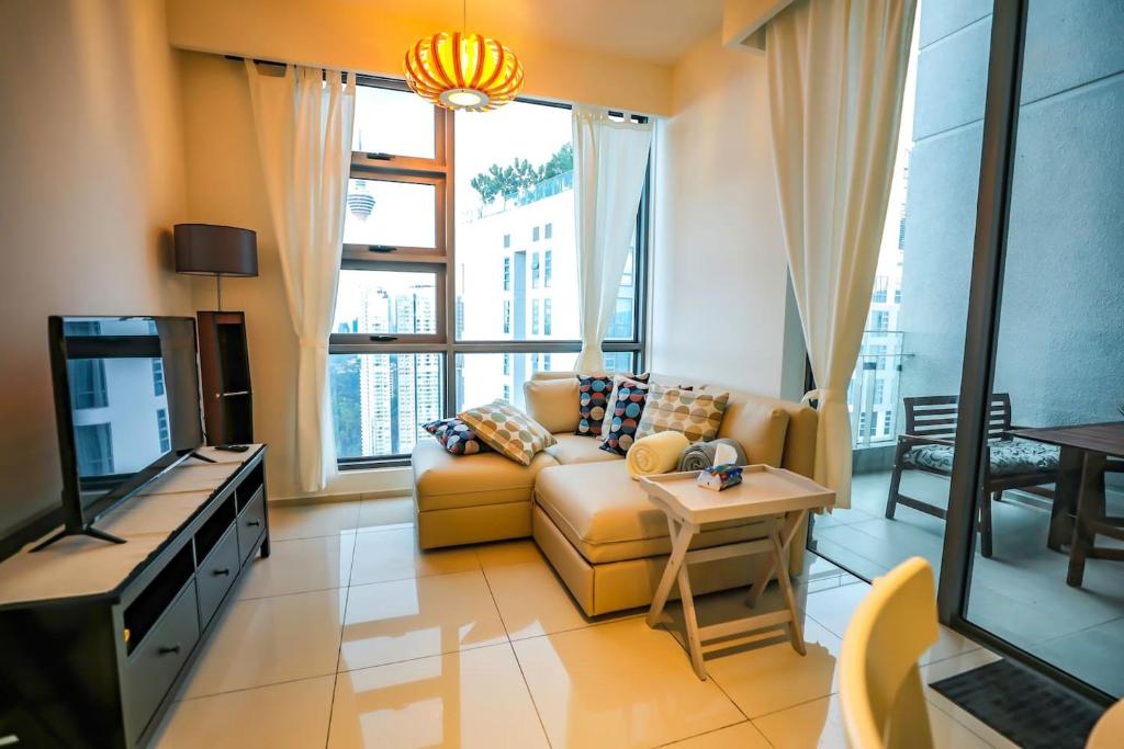 Cozy KL-Tower View Suite MELINA@The Robertson, Kuala Lumpur