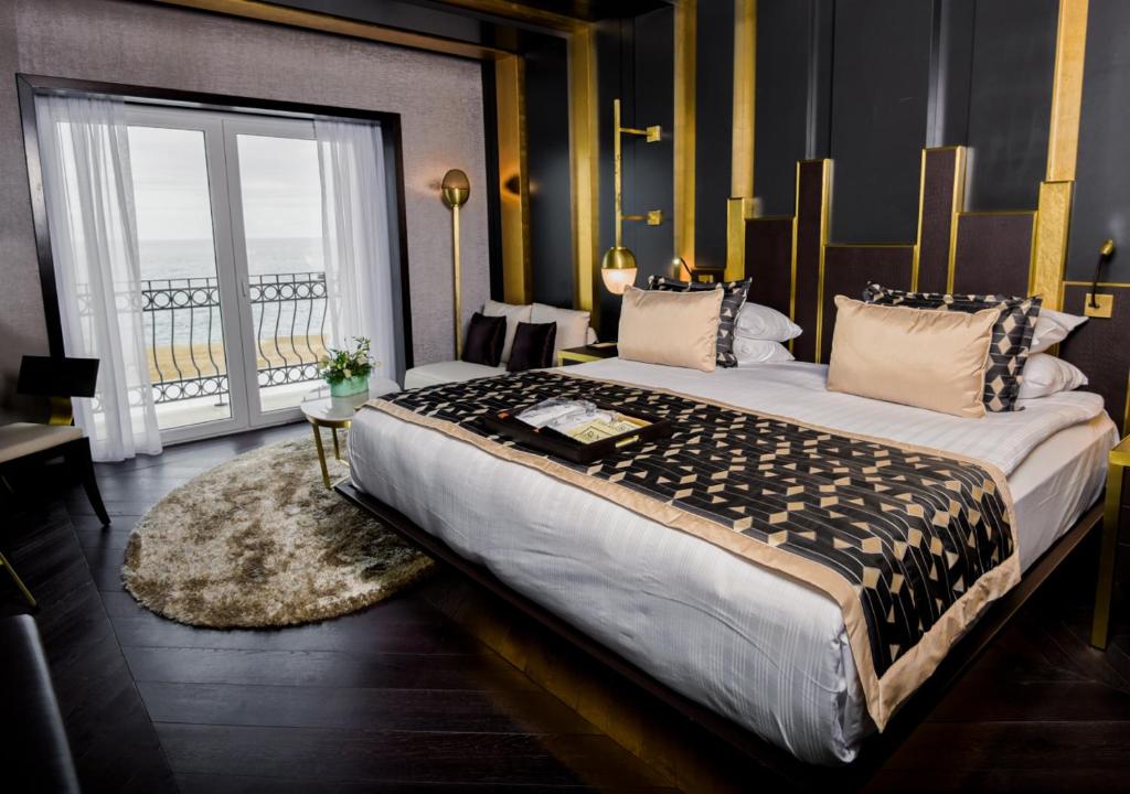 Rocks Hotel & Casino — Pokoje in Kirenia, Kirenia