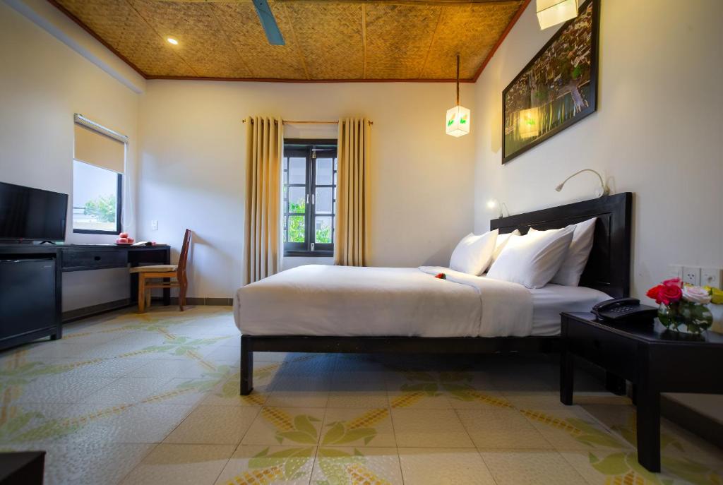 Hoi An Corn Riverside Villa photo