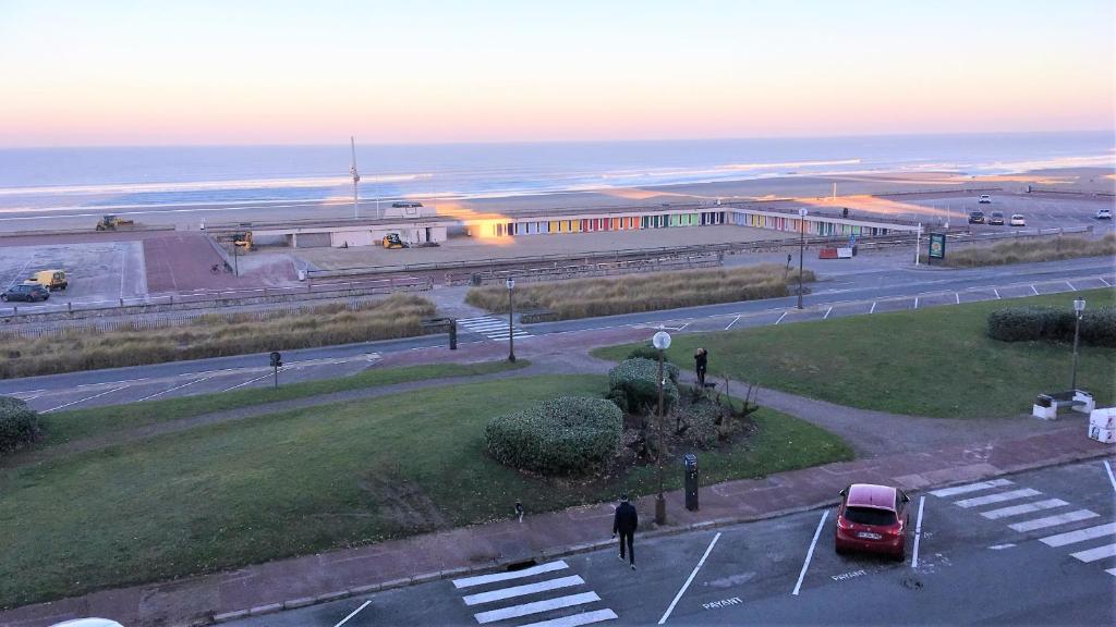 SPLENDIDE T3 DE 70m2 VUE MER A 2 MINUTES DU CENTRE-VILLE - 1