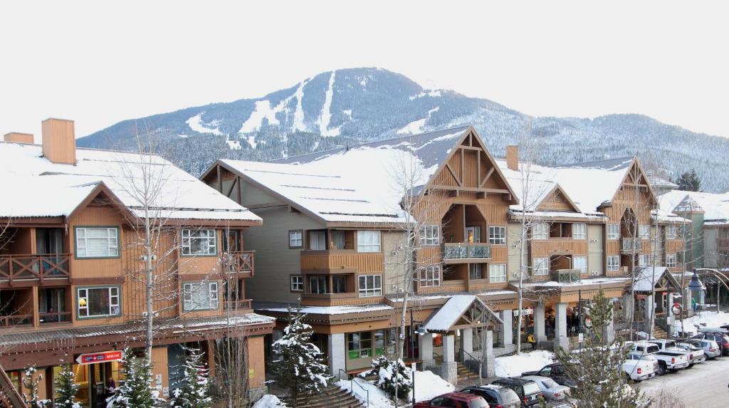 Marketplace Lodge by Whistler Retreats — Hotel in Whistler (BC)