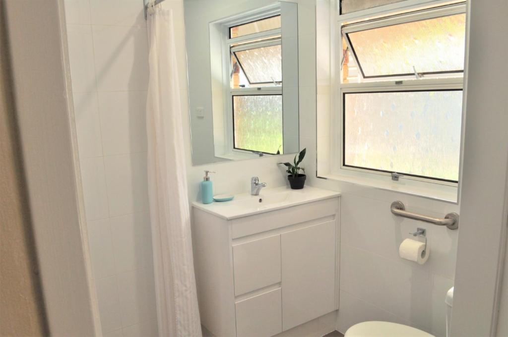 Isla House Greenslopes photo
