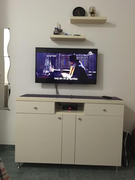 Apartman Sutomore 8 osoba - 3