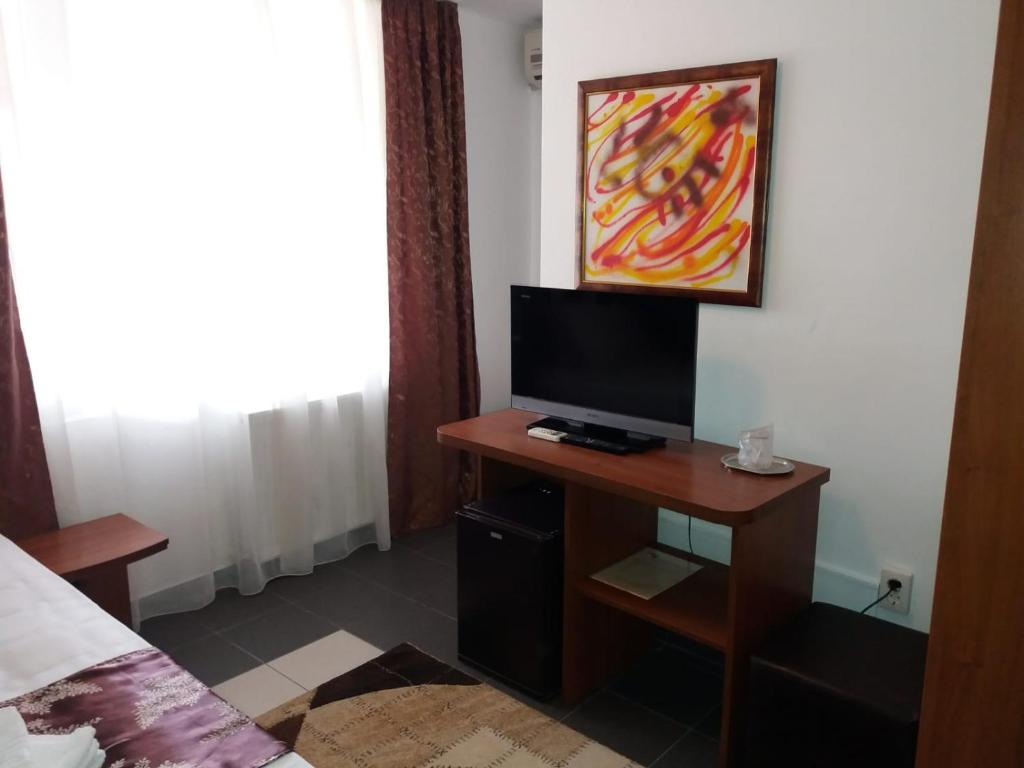 Hotel Tranzzit photo