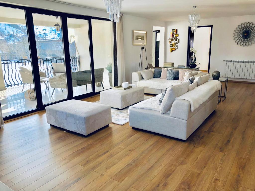 Frenchie’s House — Hotel in Borsa