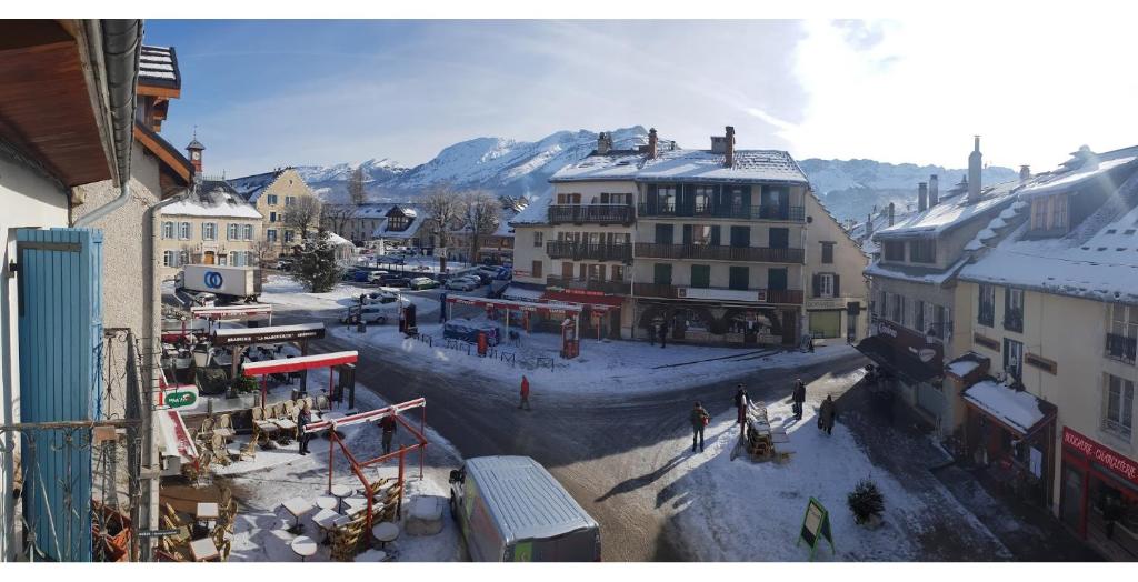 Villard-De-Lans - HyperCentre - Place de l'Ours (Libération) - 4 personnes, Villard-de-Lans
