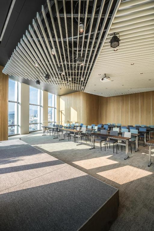 Săli de conferințe / săli de festivități