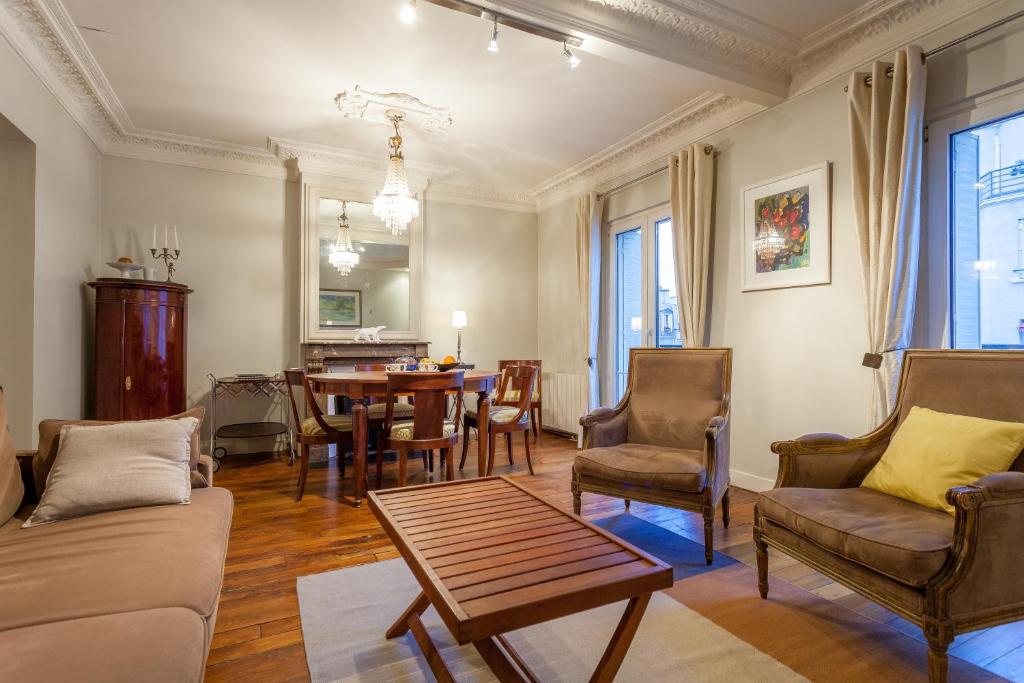 Greeter-Appartement Haussmannien avec balcon - 4