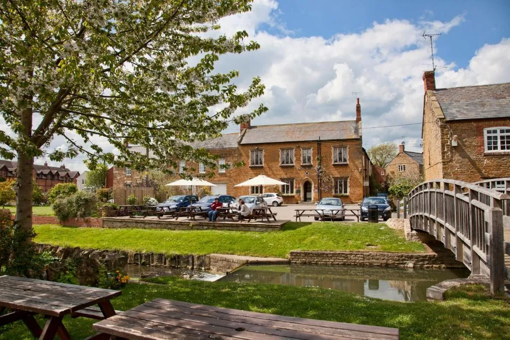 The Nevill Arms，位于梅德伯纳的酒店