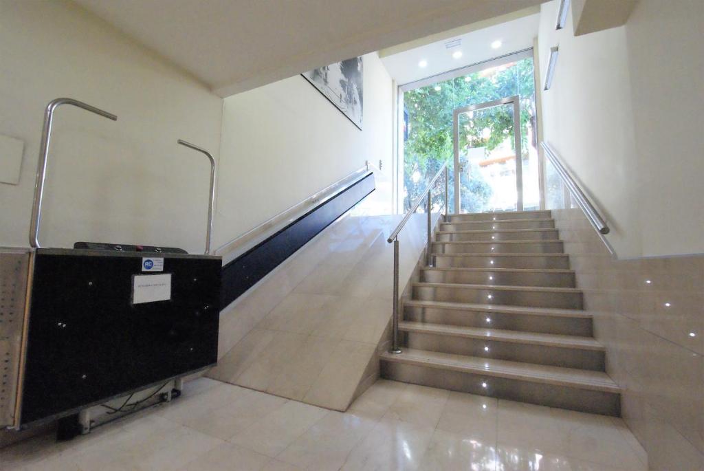 Lujoso y espacioso piso en el corazon de Alicante con hidromasaje photo