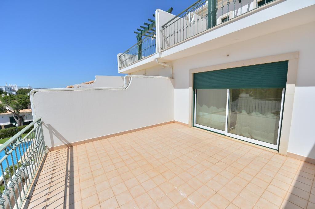 TownHouse next to Falesia Beach photo