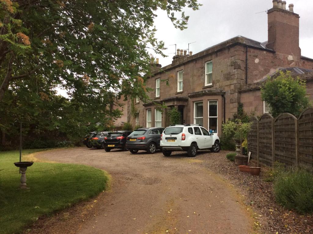 Gramarcy House — Hotel in Brechin