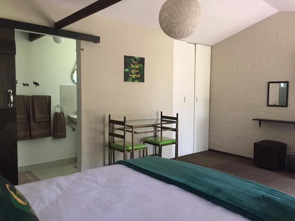 TreeTopia Guesthouse photo