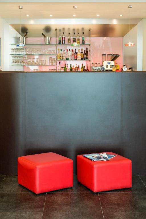 Ibis Esch Belval photo