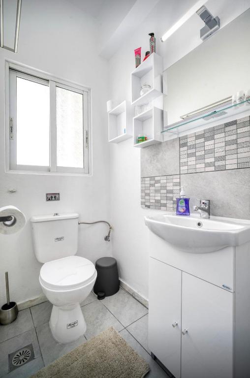 A little Taste of Home Apartments photo