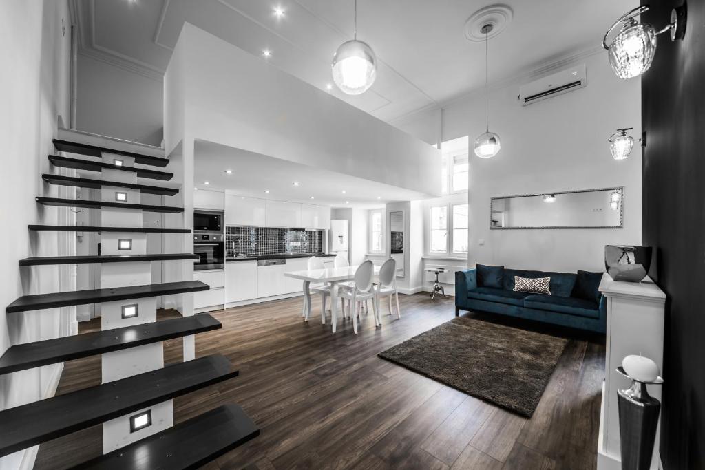 Kiraly 28-1 Entire Aircon Center Apartment — Hotel in Budapest