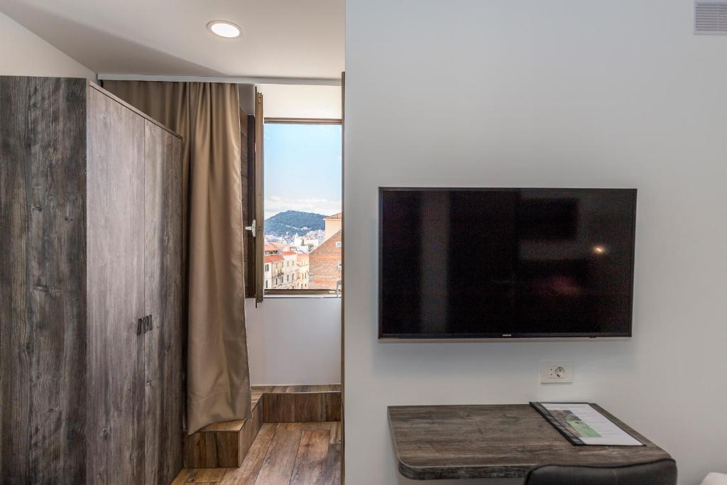 Apinelo Tower Rooms photo