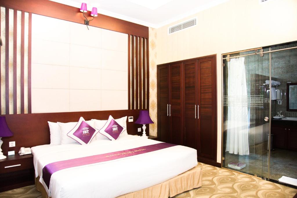 Hai Ba Trung Hotel and Spa