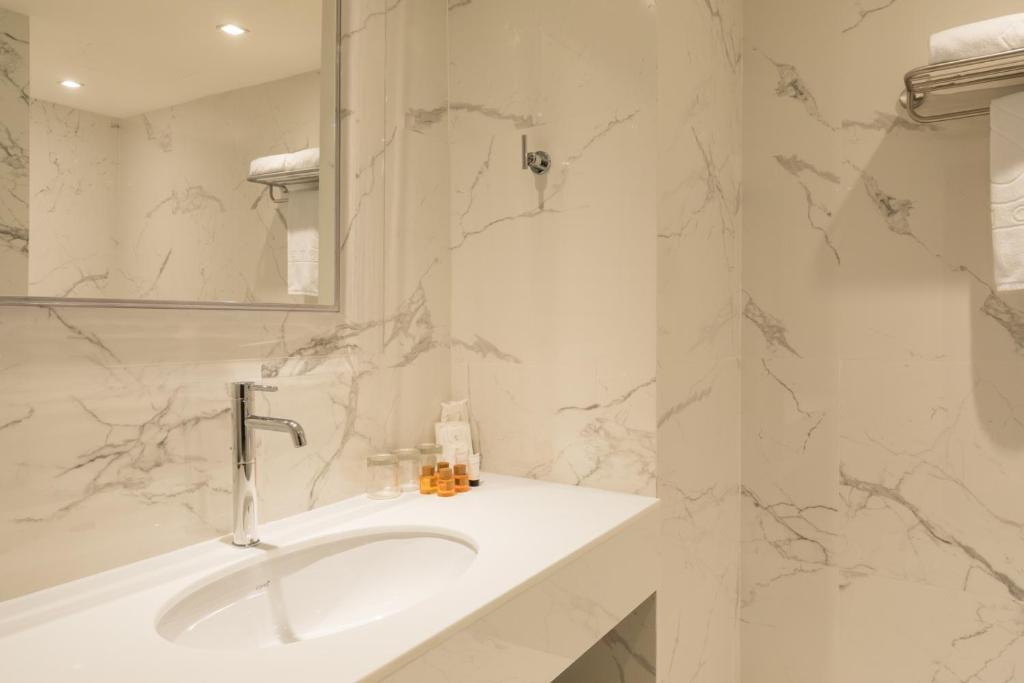 S Ram Leisure Hotel — Hotel rooms in Bangkok, Bangkok