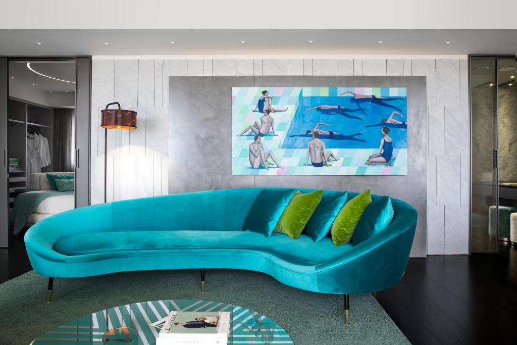 Hotel Byron photo