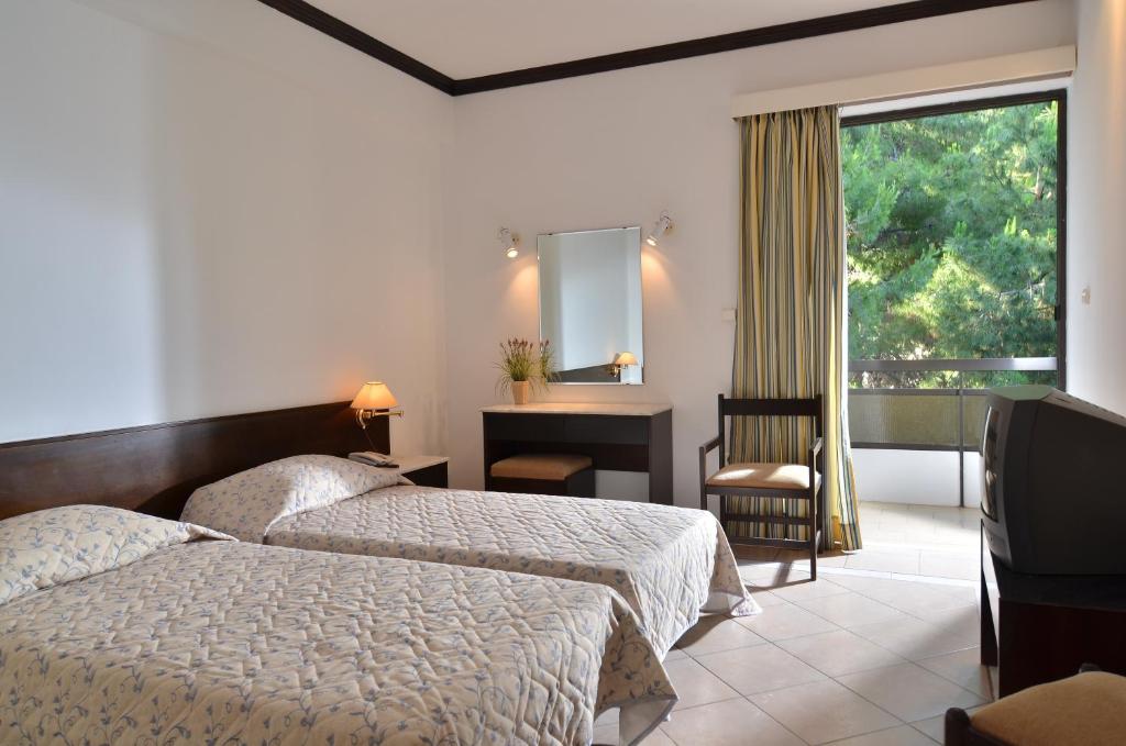 Limira Mare Hotel photo