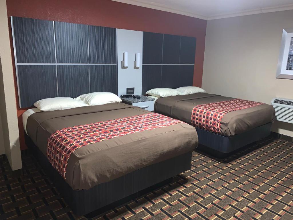 Budget Inn Lake Wales photo