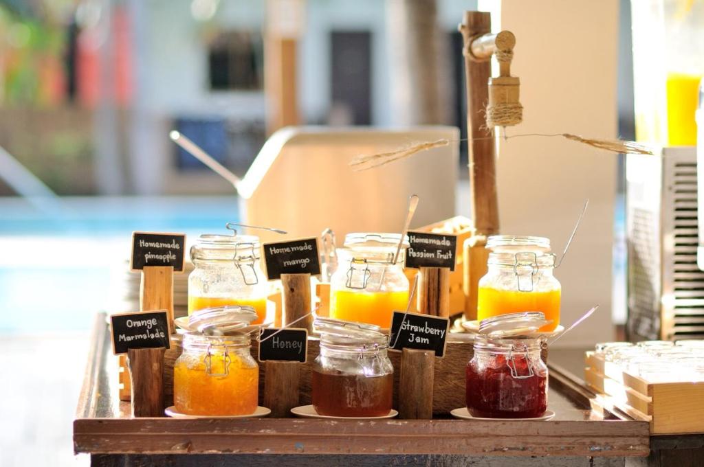 طعام و مشروبات