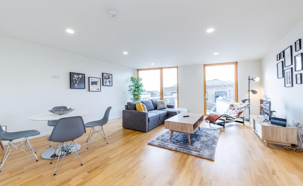 1 Bedroom Stylish Apartment near Regents Park FREE WIFI &amp; AIRCON by City Stay London — Hotel in London