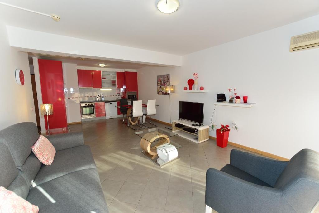 Ruby Red & Atlantic Blue Apartments in Oceano Atlantico, Portimão