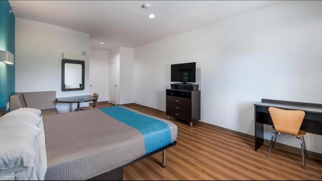 Motel 6-Channelview, TX photo
