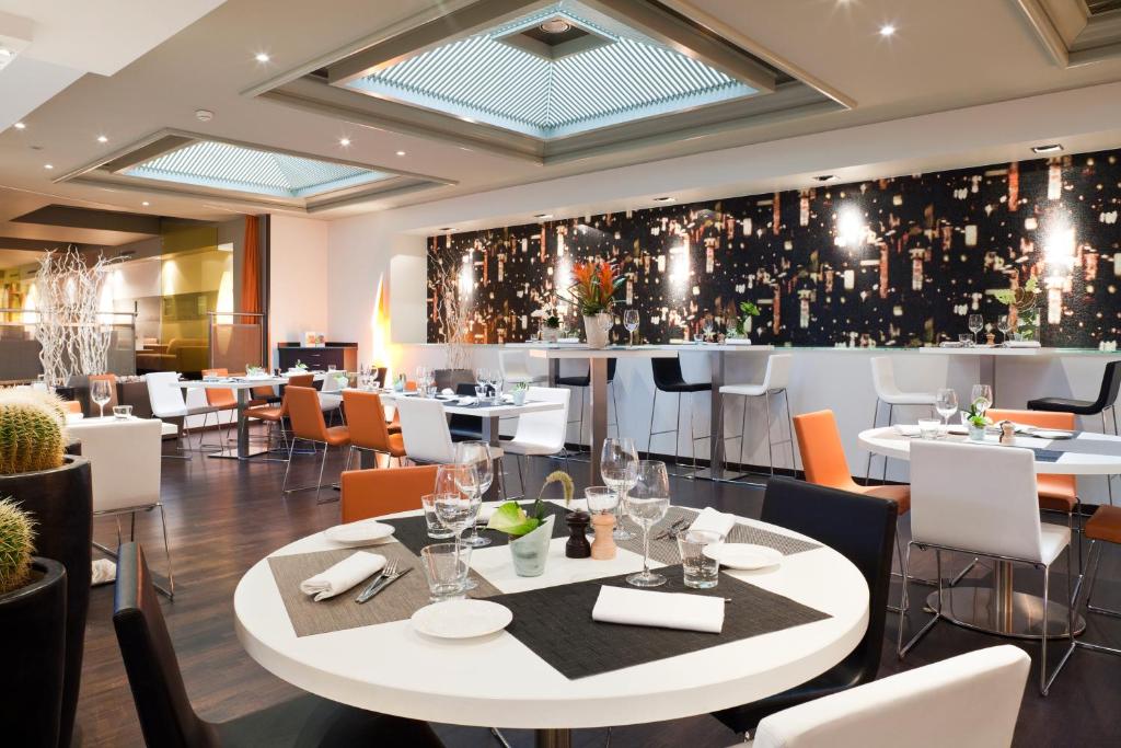 Dining Image