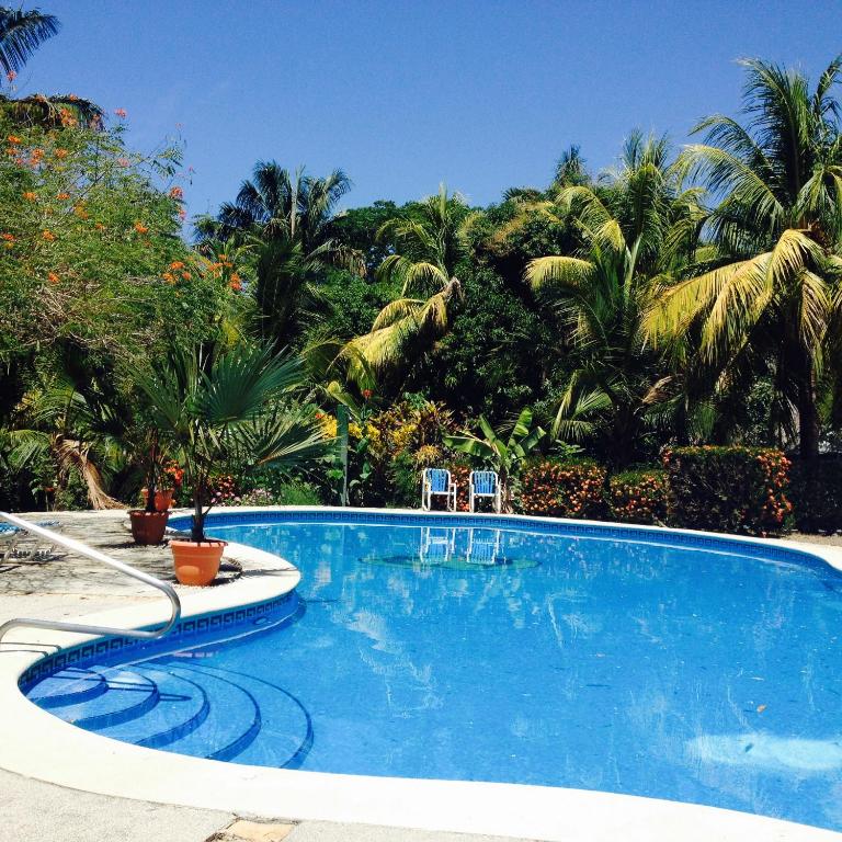 Mal Pais Surf Camp photo