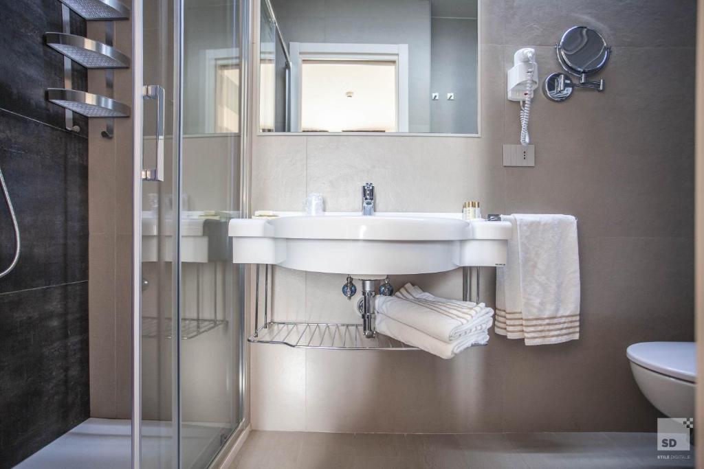 Hotel Cavour Photo 39