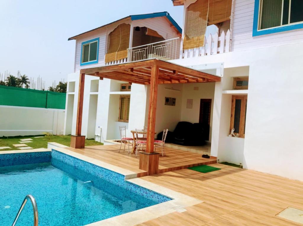 Bleu &amp; Blanc — Hotel in Pondicherry