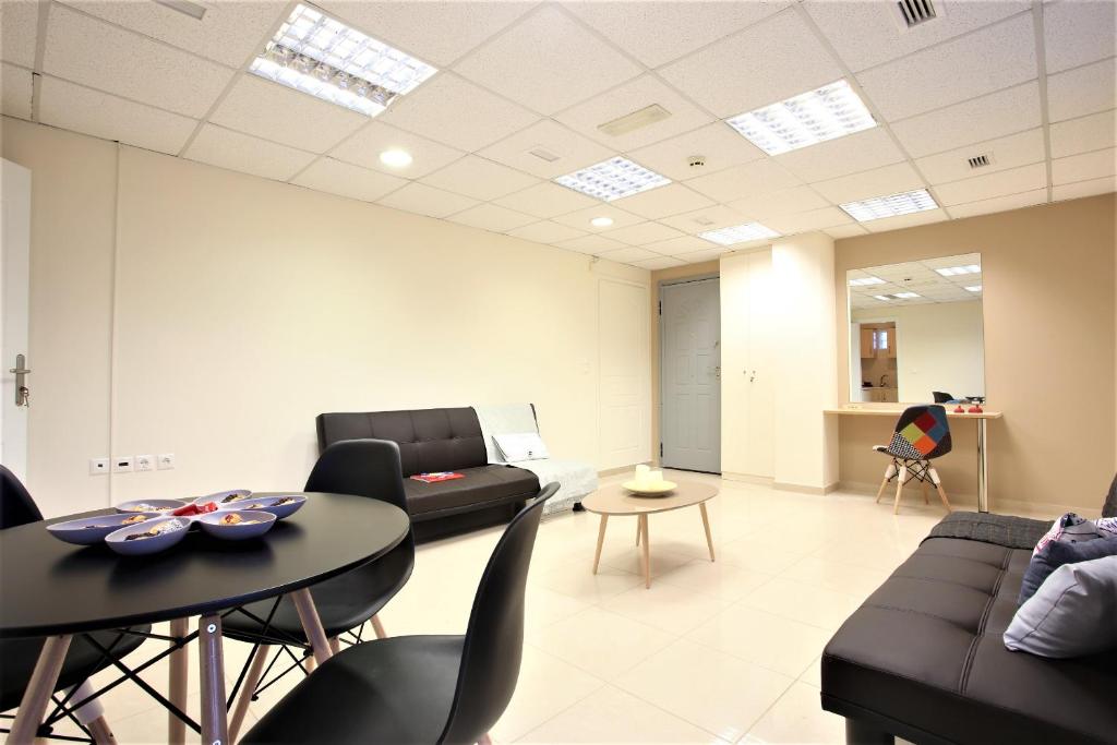 GK Airport Suites photo