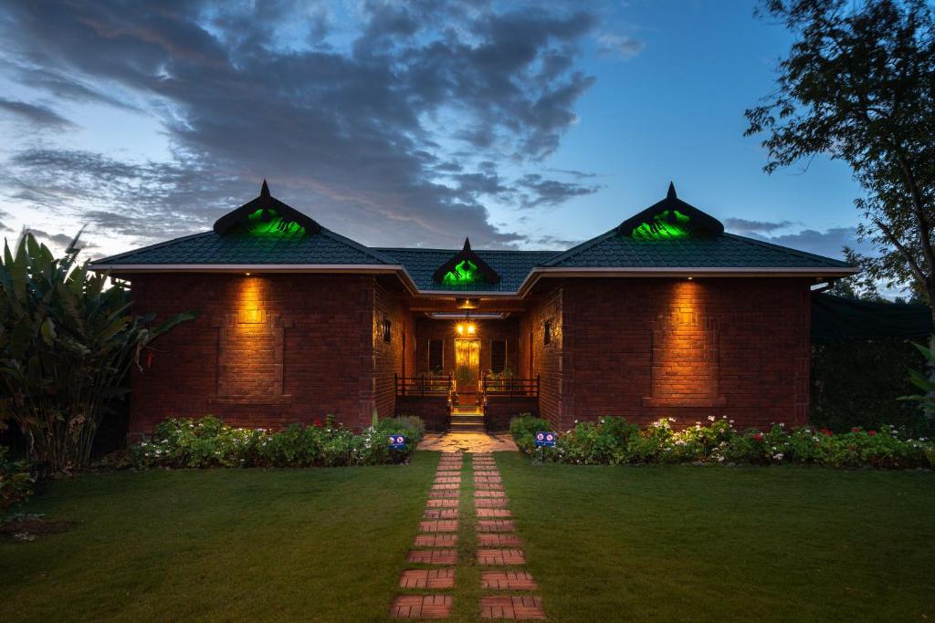 Fun Retreat Resort Hotel and Ayurveda Spa 전경