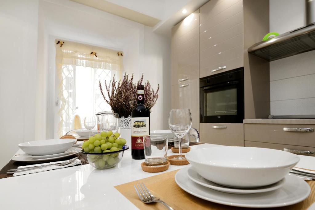 Ludovisi Barberini Grand Apartment - 4