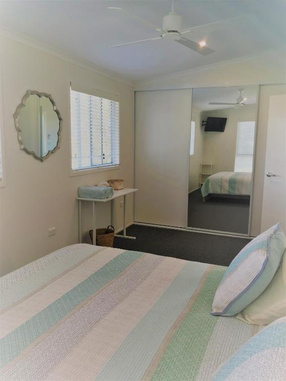The Lake Guesthouse photo