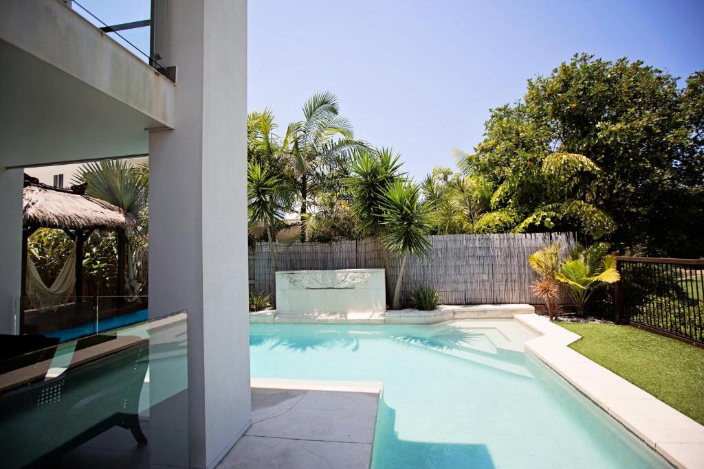 The Boardwalk HEATED POOL Relaxing Beachside Family Entertainer photo