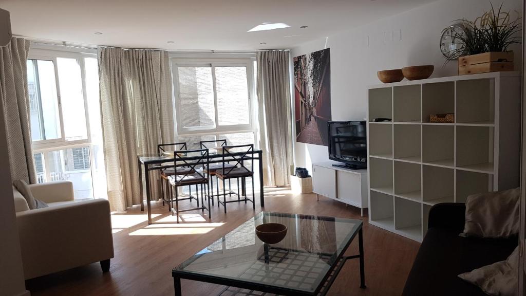 Apartment Plaza Del Salvador - 5