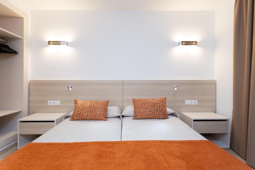 Globales Tamaimo Tropical — Hotel rooms in Puerto de Santiago, Canary Islands
