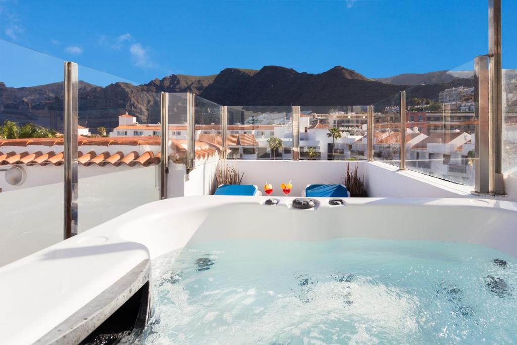 Globales Tamaimo Tropical — Spa in Puerto de Santiago, Canary Islands