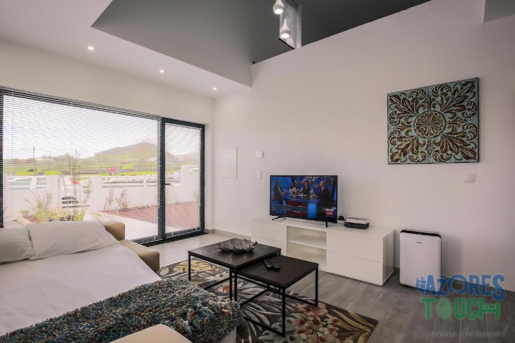 Silver Gate Home 전경